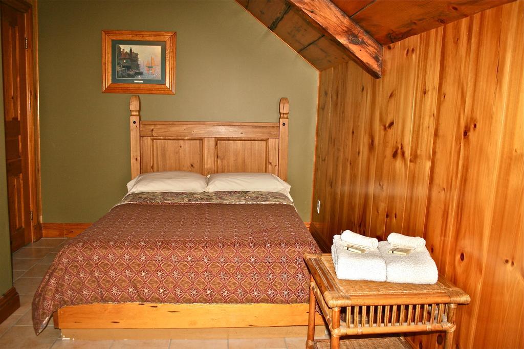 Hotel Manoir Ramezay à Marieville Chambre photo