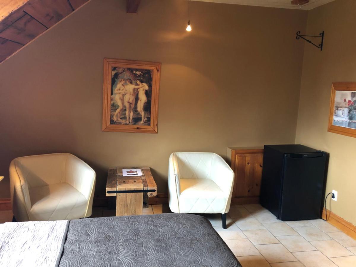 Hotel Manoir Ramezay à Marieville Extérieur photo